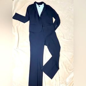 Ann Taylor Petite Navy Blue size 8P Suit Blazer